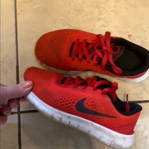 Nike sneakers 1.5 kids